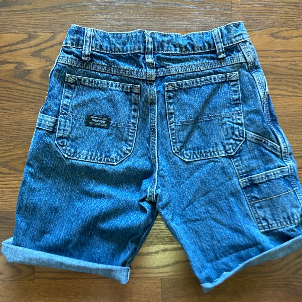 WRANGLER JEAN SHORTS!